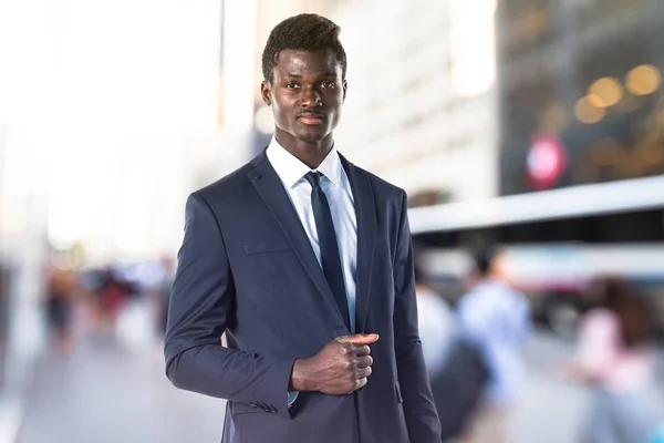 Bonito homem negro de negócios — Fotografia de Stock