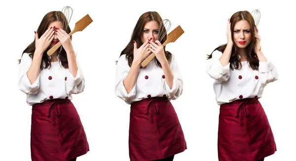 Conjunto de hermosa mujer chef que cubre su boca, oídos y ojos —  Fotos de Stock