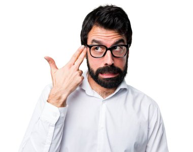 İntihar jest yapma gözlüklü yakışıklı adam