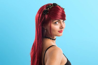 Küçük kızıl saçlı kız