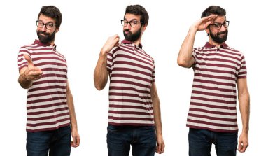 Bardaklý insanın kendisiyle gurur