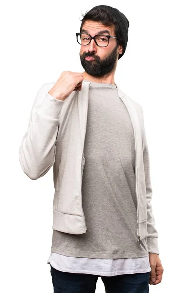 Hipster man stolt över sig själv på vit bakgrund — Stockfoto