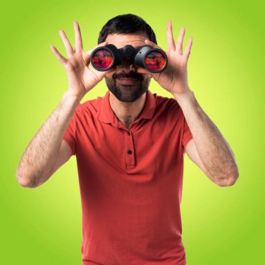 Dürbün ile yakışıklı adam