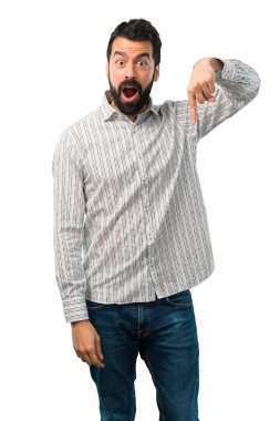 Sakal aşağıyı ile yakışıklı adam