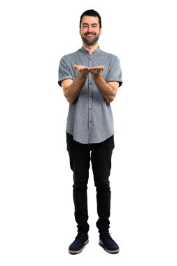 Yakışıklı adam boşaltmak hayali avuç içinde tutan