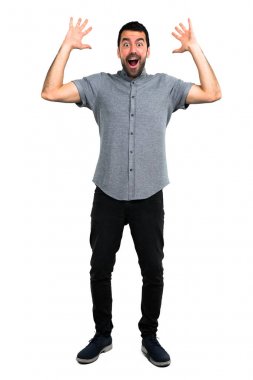 Yakışıklı adam sürpriz ve şok yüz ifadesi