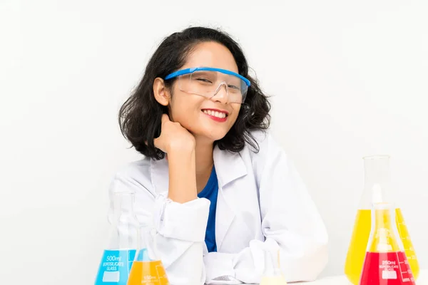 Junge wissenschaftliche asiatische Mädchen — Stockfoto