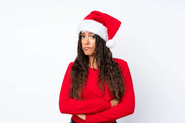 Menina Com Chapéu Natal Sobre Fundo Branco Isolado Com Dúvidas — Fotografia de Stock