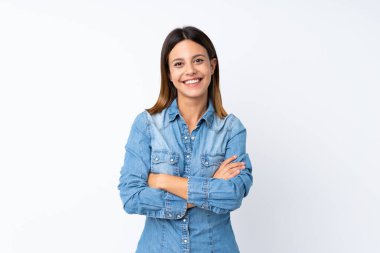 İzole beyaz arka plan üzerinde genç kadın kolların frontal pozisyonda geçti tutmak