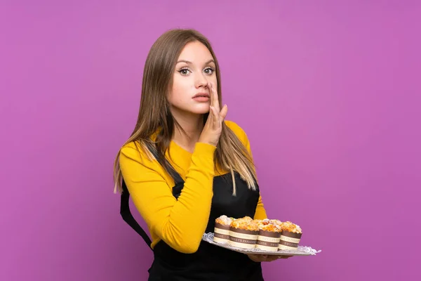 Teenager Girl Holding Lots Different Mini Cakes Isolated Purple Background — Stock Photo, Image