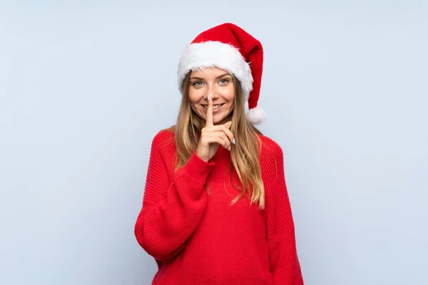 Chica Con Sombrero Navidad Sobre Fondo Azul Aislado Haciendo Gesto —  Fotos de Stock