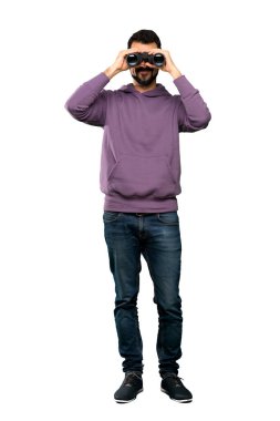 Kazak ile dürbün ile yakışıklı adam