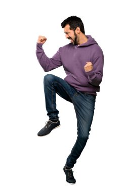 Kazak atlama ile yakışıklı adam