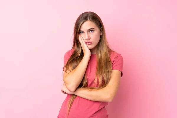 Teenager Blondýny Dívka Přes Izolované Růžové Pozadí Nešťastné Frustrované — Stock fotografie