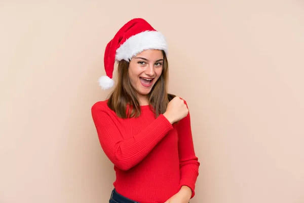 Jeune Fille Avec Chapeau Noël Sur Fond Isolé Célébrant Une — Photo