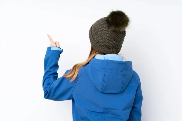 Menina Adolescente Ucraniana Com Chapéu Inverno Sobre Fundo Branco Isolado — Fotografia de Stock