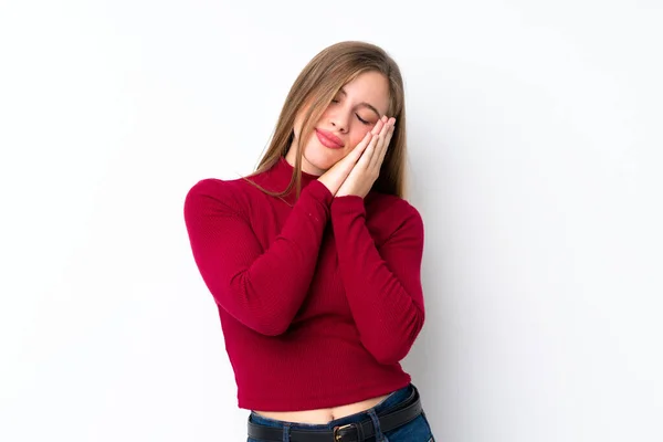 Ragazza Bionda Adolescente Sfondo Bianco Isolato Facendo Gesto Del Sonno — Foto Stock