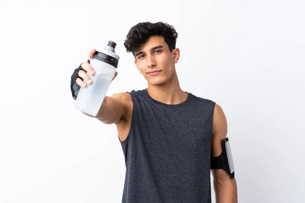 Junger Argentinischer Sportler Vor Isoliertem Weißen Hintergrund Mit Sportwasserflasche — Stockfoto
