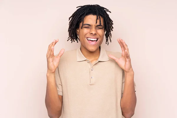 Young African American Man Isolated Background Laughing — Stock Photo, Image