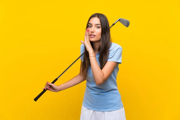 Young Golfer Woman Isolated Yellow Wall Whispering Something — Stock Photo, Image