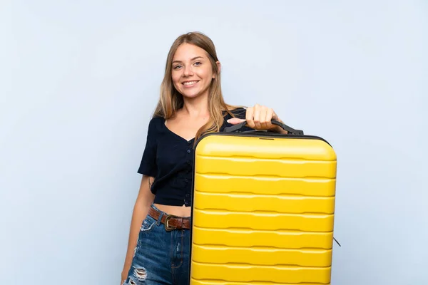 Viajante Mulher Loira Com Mala Com Expressão Feliz — Fotografia de Stock