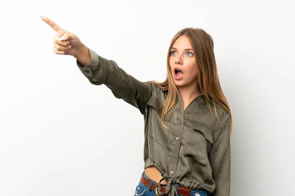 Lituania Rubia Chica Sobre Aislado Blanco Fondo Apuntando Lejos — Foto de Stock