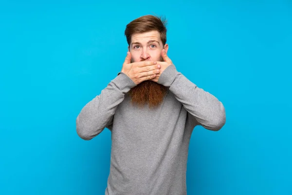 Redhead Man Long Beard Isolated Blue Background Covering Mouth Hands — Stock Photo, Image
