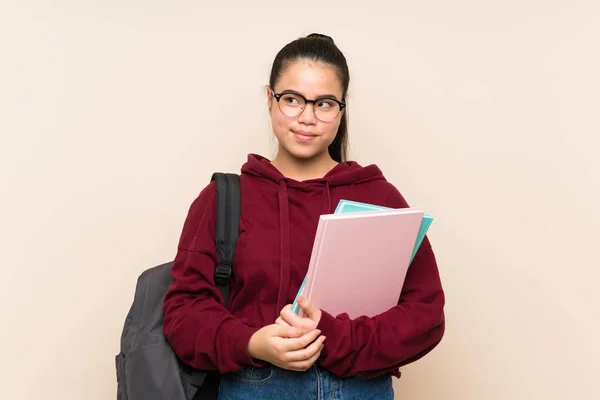 Joven Estudiante Asiática Chica Mujer Sobre Aislado Fondo Pie Mirando — Foto de Stock