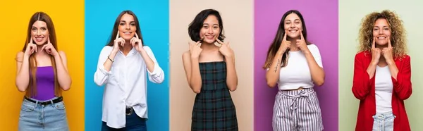 Set Donne Sfondo Colorato Isolato Sorridente Con Espressione Felice Piacevole — Foto Stock