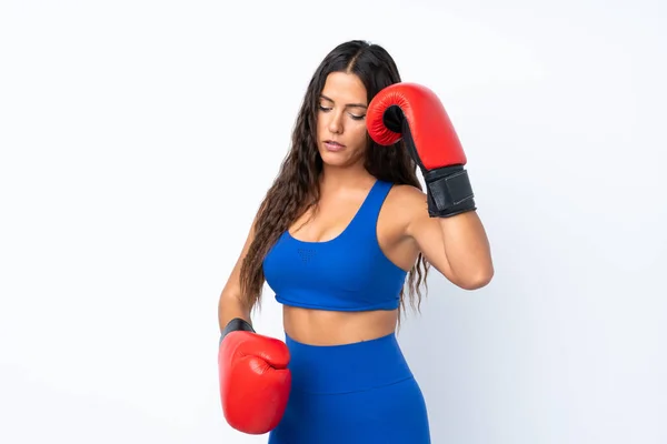 Mujer Deportiva Joven Sobre Fondo Blanco Aislado Con Guantes Boxeo —  Fotos de Stock