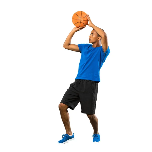 Tiro Completo Homem Jogador Basquete Afro Americano Sobre Fundo Branco — Fotografia de Stock