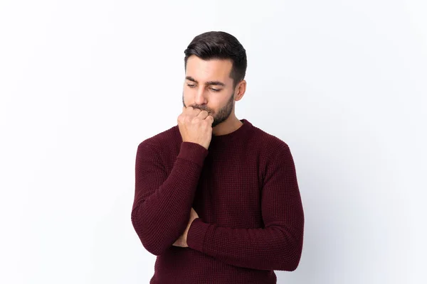 Jovem Homem Bonito Com Barba Sobre Fundo Branco Isolado Com — Fotografia de Stock