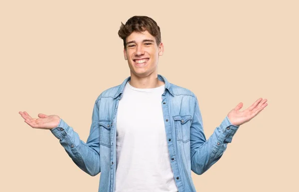 Handsome Young Man Shocked Facial Expression Isolated Background — 스톡 사진
