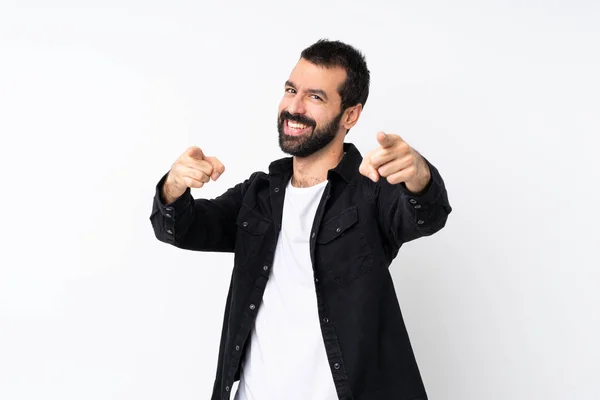 Junger Mann Mit Bart Vor Isoliertem Weißem Hintergrund Zeigt Lächelnd — Stockfoto