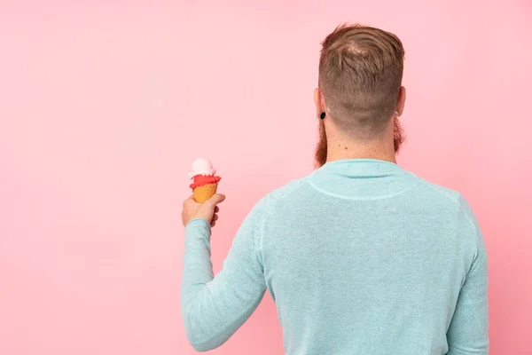 Redhead Man Long Beard Holding Cornet Ice Cream Isolated Pink — 스톡 사진