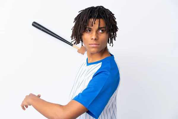 Jovem Afro Americano Homem Jogar Beisebol Sobre Isolado Branco Fundo — Fotografia de Stock