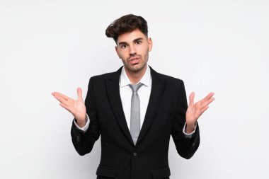 İzole edilmiş beyaz bir geçmişi olan genç bir iş adamı.