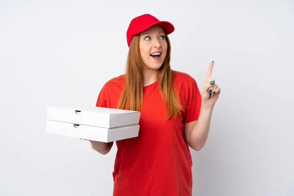 Pizza Entrega Mulher Segurando Uma Pizza Sobre Parede Rosa Isolada — Fotografia de Stock