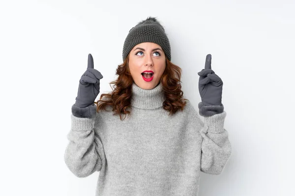 Jovem Mulher Russa Com Chapéu Inverno Sobre Fundo Branco Isolado — Fotografia de Stock