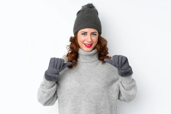 Jovem Mulher Russa Com Chapéu Inverno Sobre Fundo Branco Isolado — Fotografia de Stock