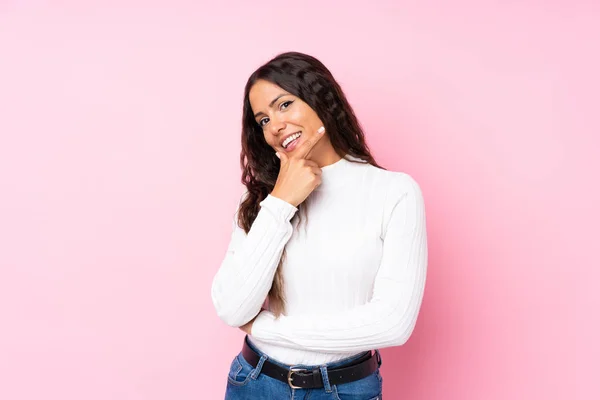 Young Woman Isolated Pink Background Smiling — Stock Photo, Image