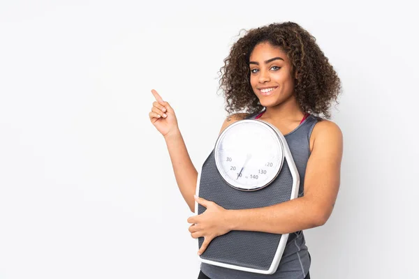 Young African American Woman Isolated White Background Weighing Machine Pointing — Stock Photo, Image