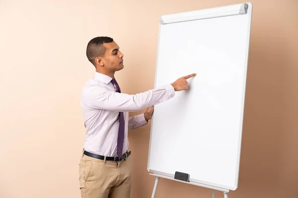 Young Business Man Isolated Background Giving Presentation White Board — Stock Photo, Image