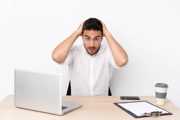 Young Business Man Mobile Phone Workplace Surprise Facial Expression — Stock Photo, Image