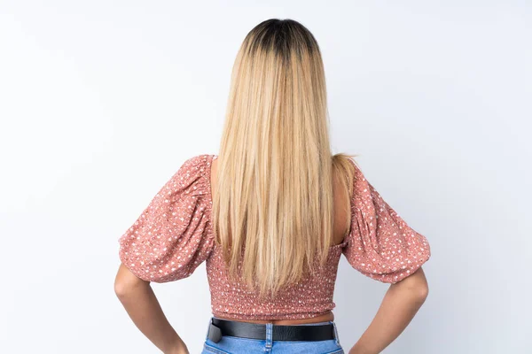 Junge Uruguayische Frau Vor Isoliertem Weißen Hintergrund Rückenlage — Stockfoto