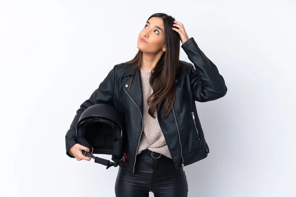 Mujer Morena Joven Con Casco Moto Sobre Fondo Blanco Aislado —  Fotos de Stock