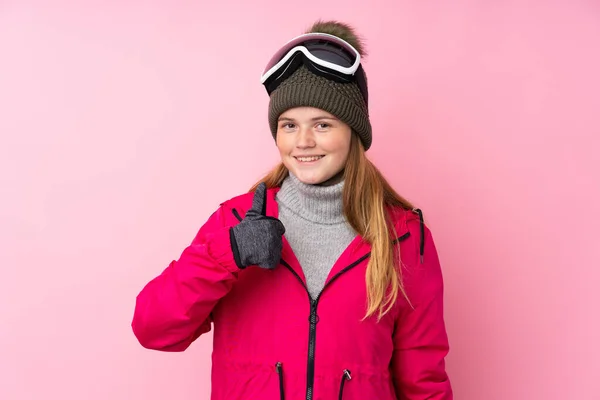Ukrajinský Teenager Lyžař Dívka Snowboarding Brýle Přes Izolované Růžové Pozadí — Stock fotografie