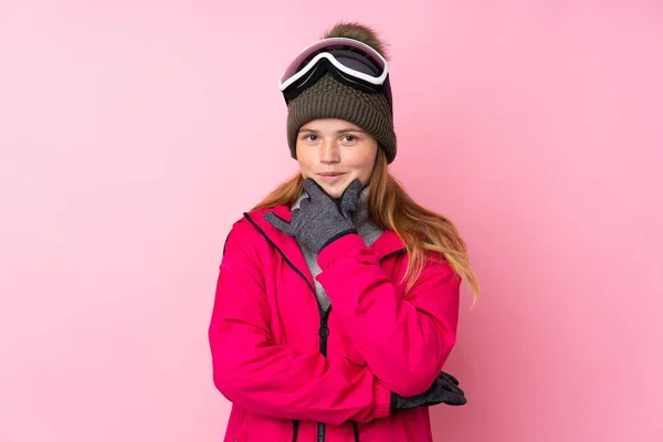 Украинская Девушка Лыжник Подросток Очках Изолированном Розовом Фоне Смеется — стоковое фото