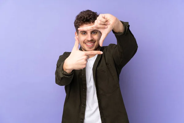 Běloch Izolovaný Purpurovém Pozadí Zaostřující Tvář Rámcový Symbol — Stock fotografie