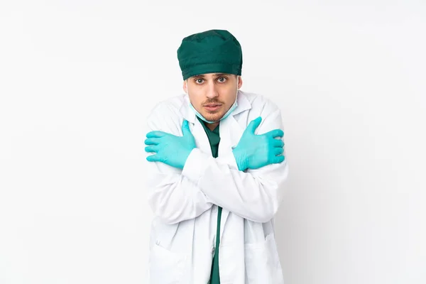 Chirurg Groen Uniform Geïsoleerd Geïsoleerde Witte Achtergrond Bevriezen — Stockfoto